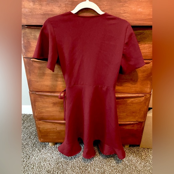 Sexy Red Dress - Picture 2 of 3